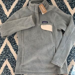 ❌SOLD❌Women’s XS Patagonia Retool Snap T grey